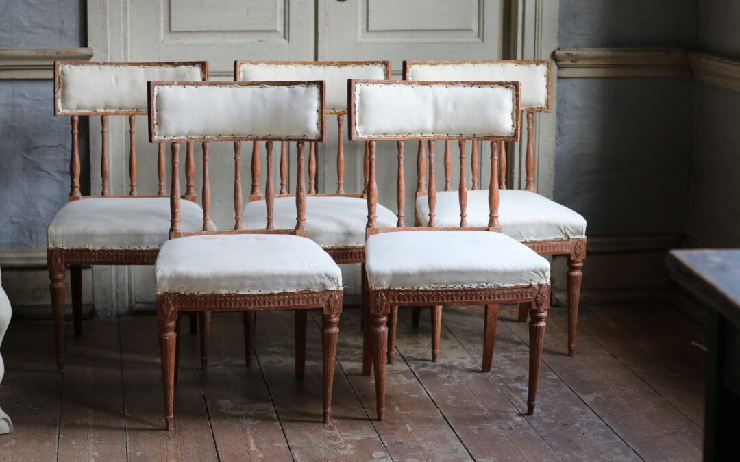 Item no14, Gustavian chairs